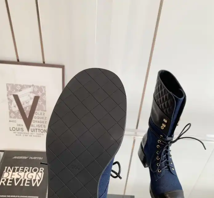 hype Chanel Boots