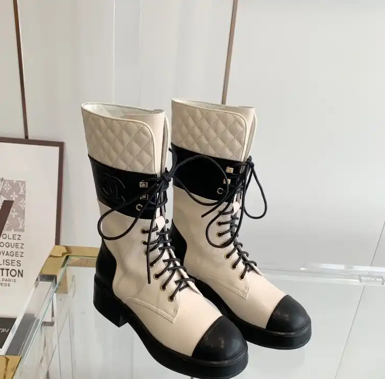 hype Chanel Boots