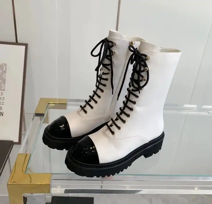 hype Chanel Boots