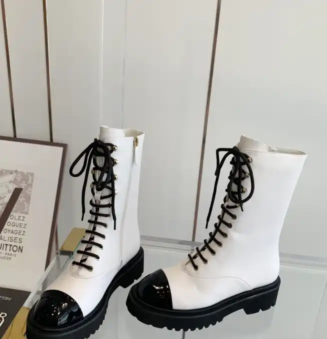 hype Chanel Boots