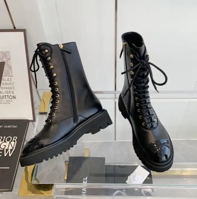 hype Chanel Boots