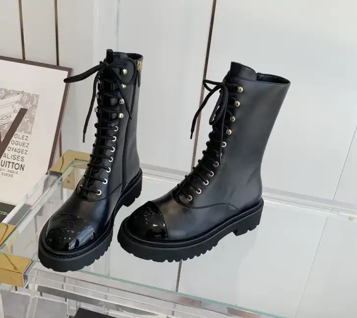 hype Chanel Boots