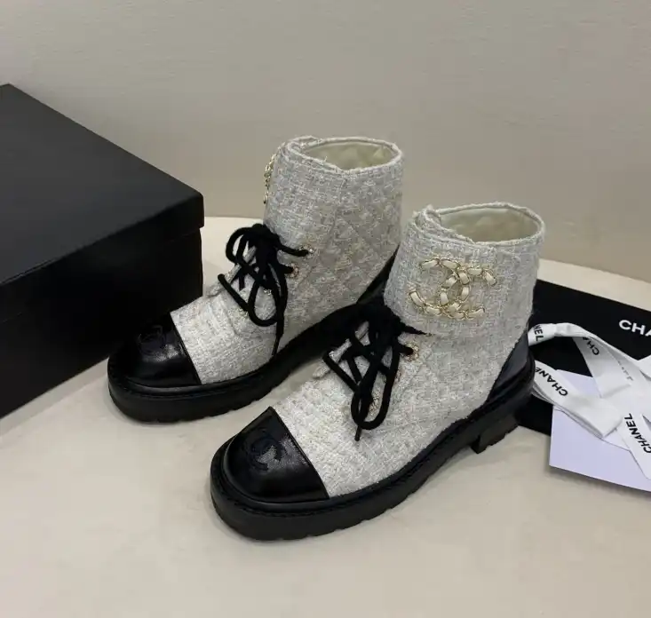 hype Chanel Boots