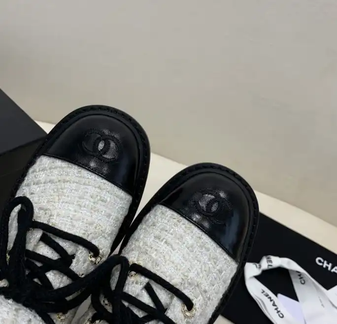 hype Chanel Boots