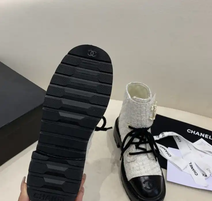 hype Chanel Boots