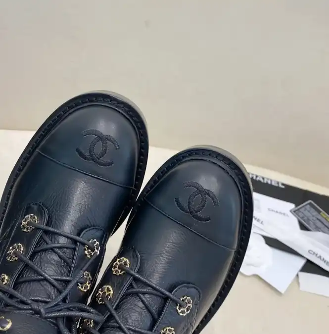 hype Chanel Boots