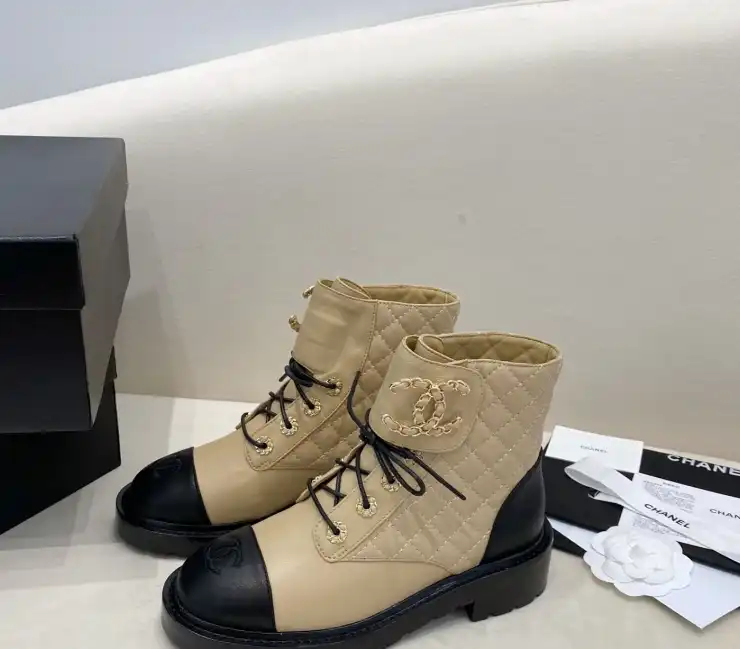 hype Chanel Boots