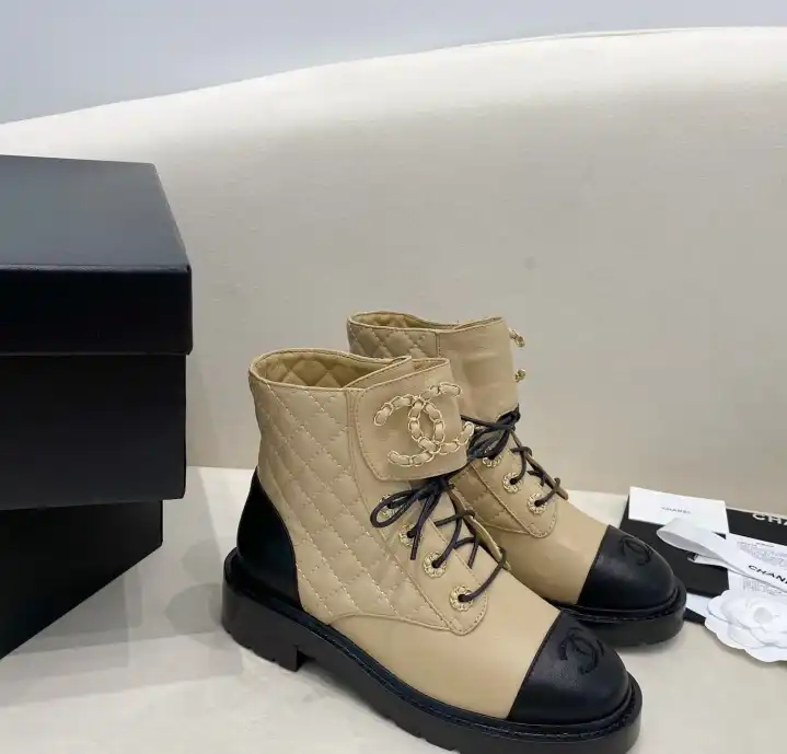 hype Chanel Boots