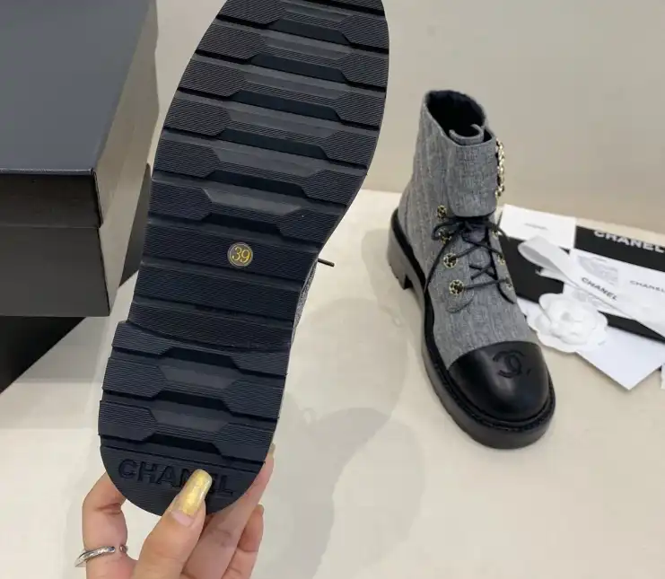 hype Chanel Boots