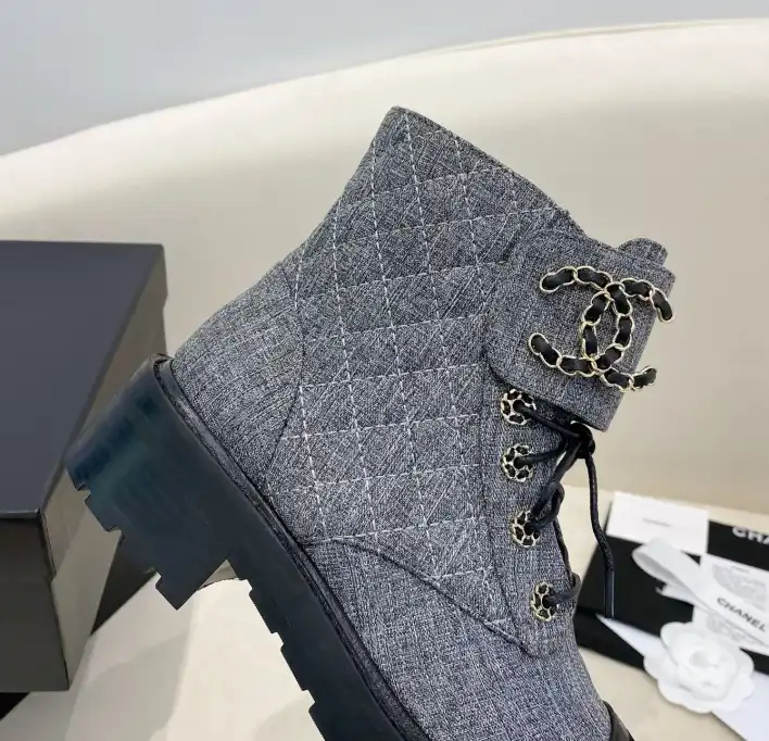 hype Chanel Boots