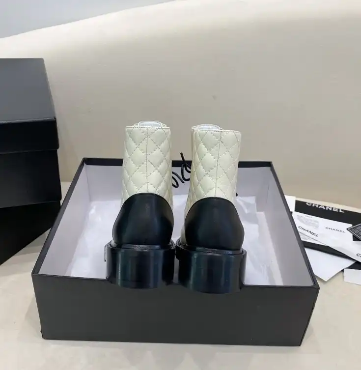 hype Chanel Boots