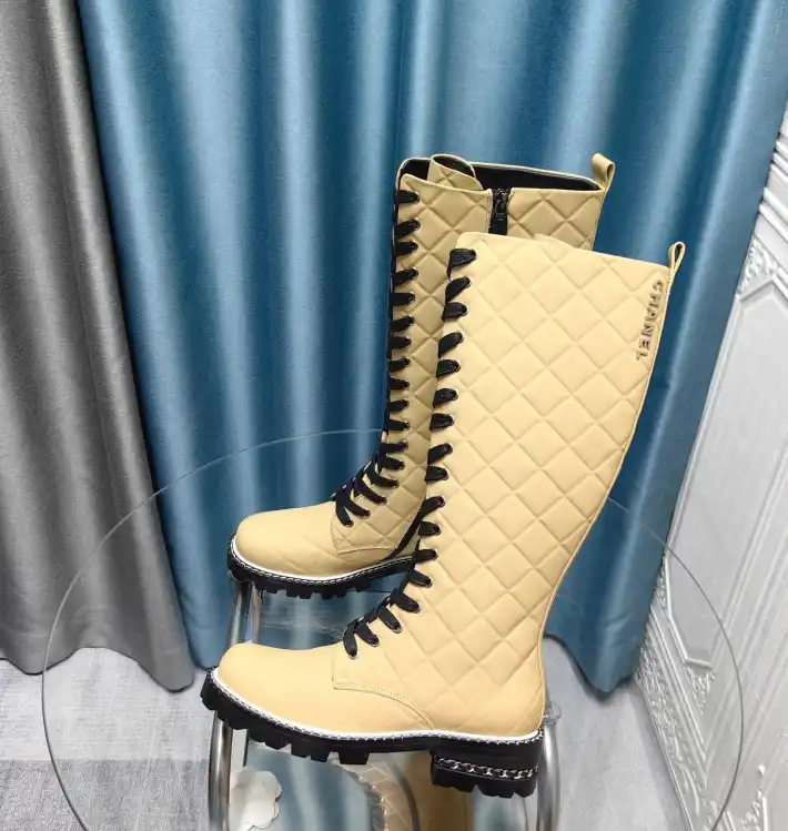 hype Chanel Boots