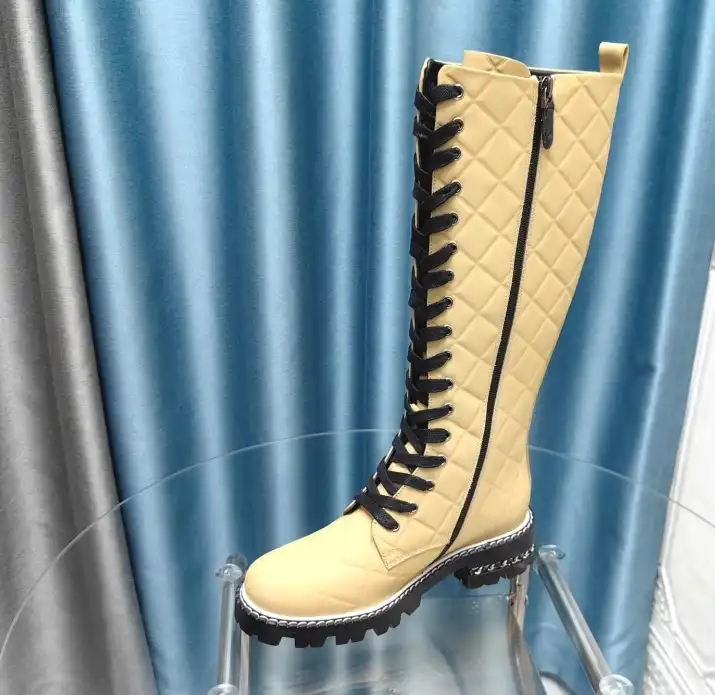 hype Chanel Boots