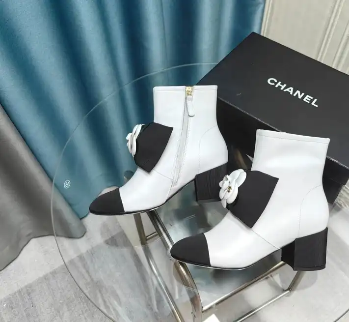 hype Chanel Boots