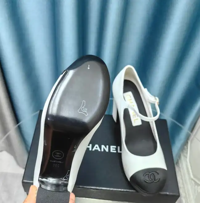 hype Chanel High Heels