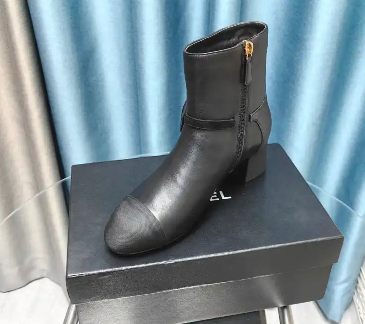 hype Chanel Boots