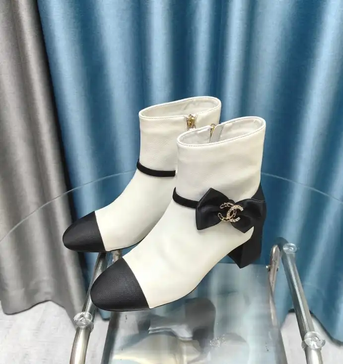 hype Chanel Boots