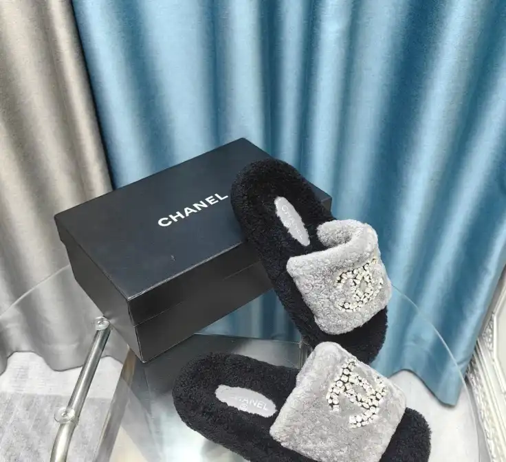 hype Chanel Slippers