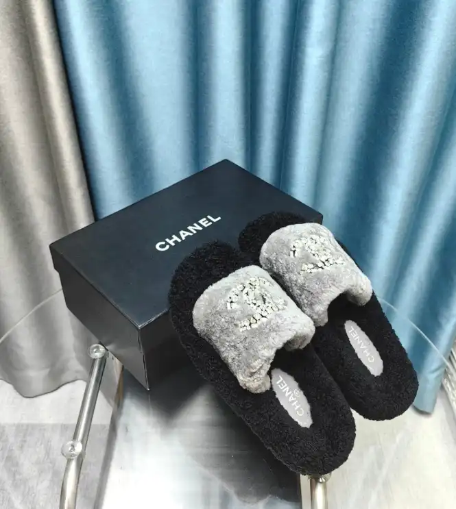 hype Chanel Slippers