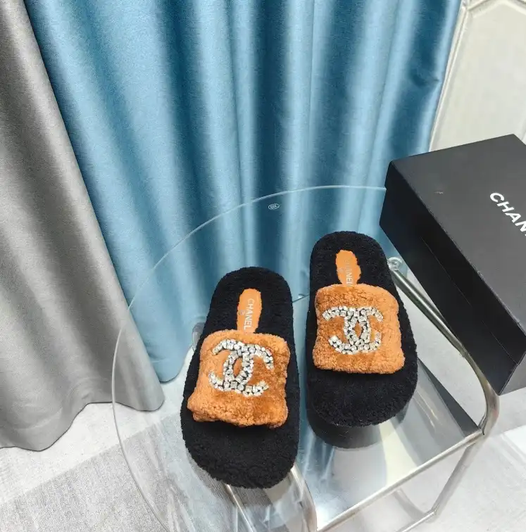 hype Chanel Slippers