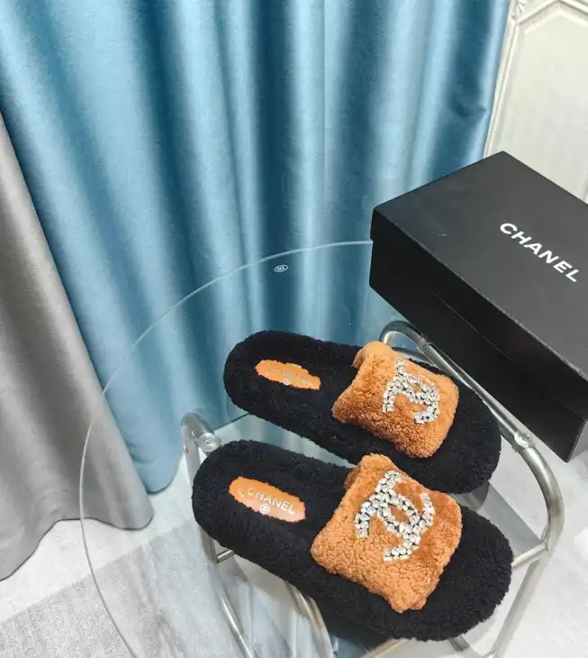 hype Chanel Slippers