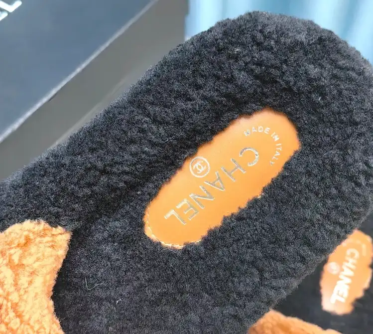 hype Chanel Slippers