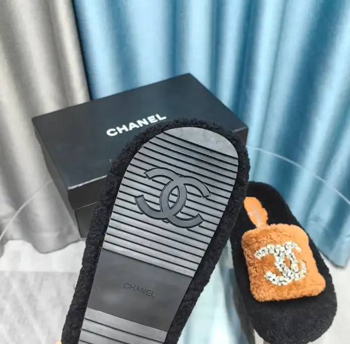 hype Chanel Slippers