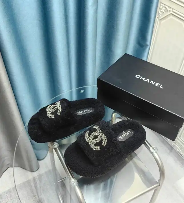 hype Chanel Slippers