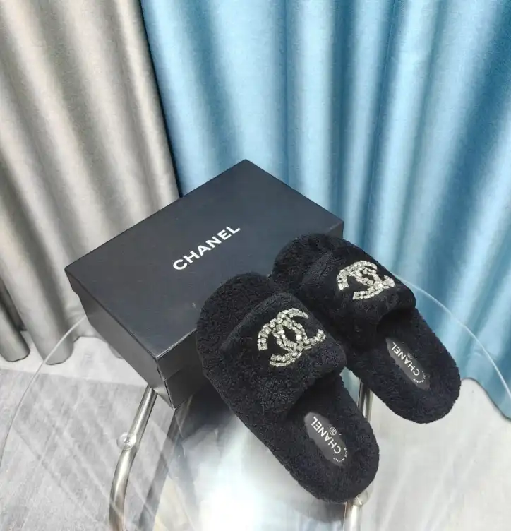 hype Chanel Slippers