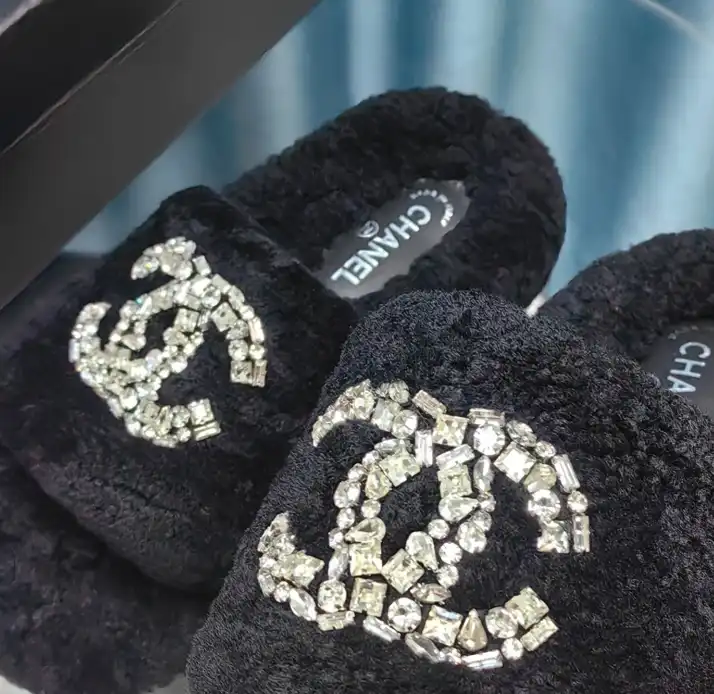 hype Chanel Slippers