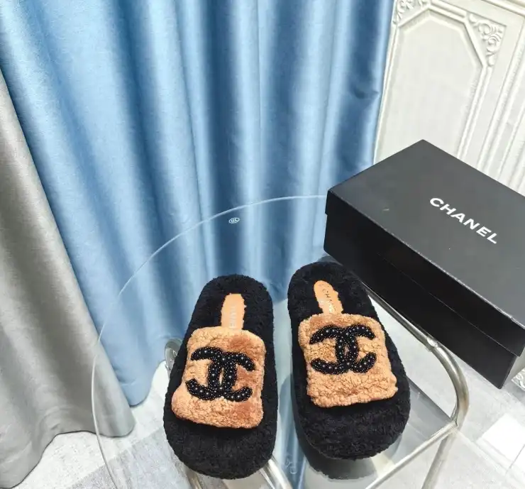 hype Chanel Slippers