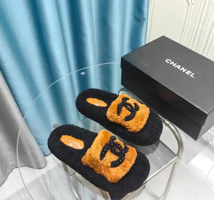 hype Chanel Slippers