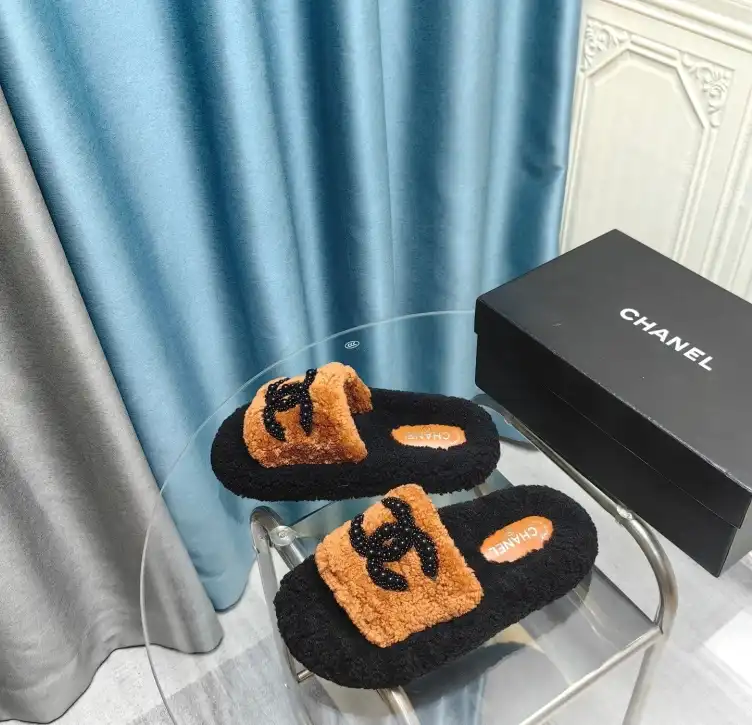 hype Chanel Slippers