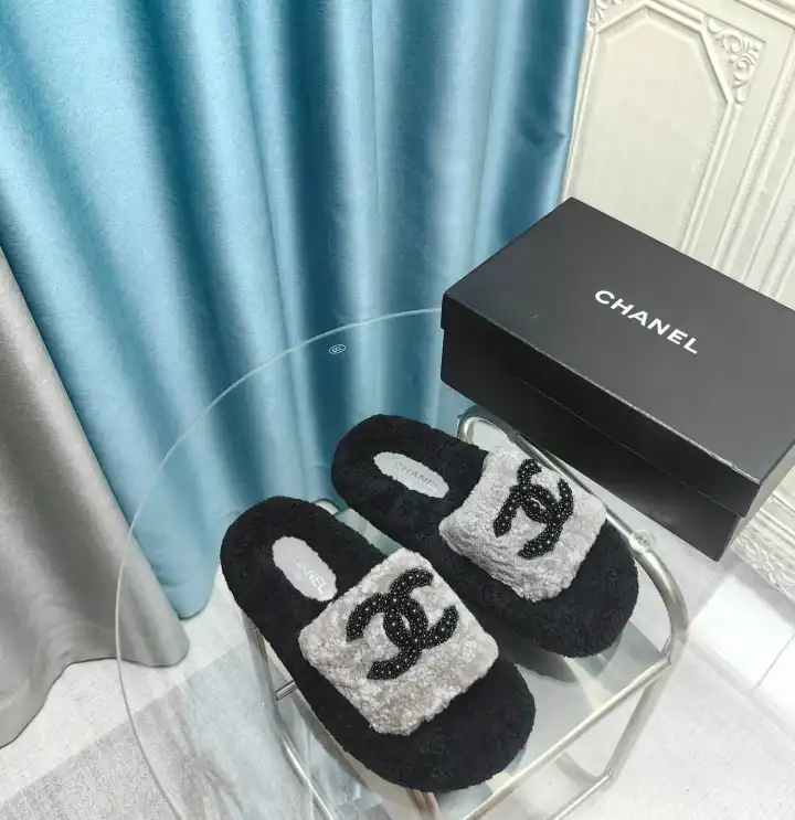 hype Chanel Slippers