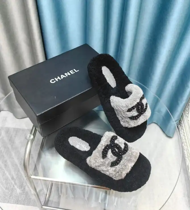 hype Chanel Slippers