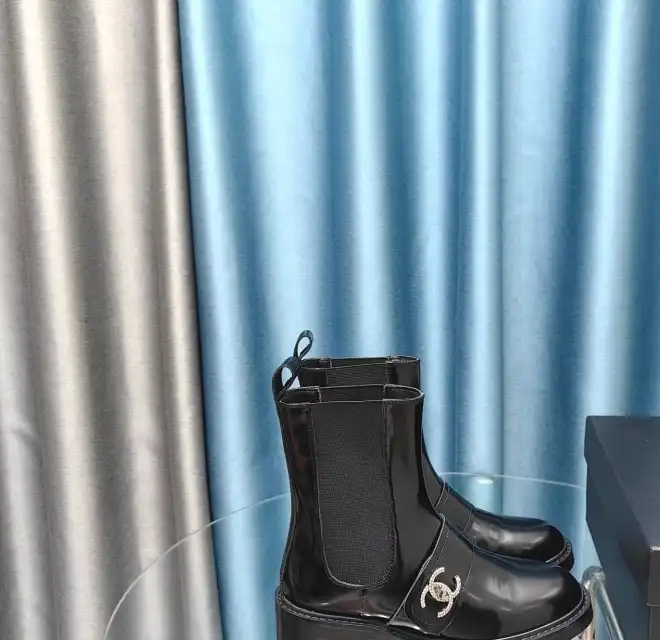 hype Chanel Boots