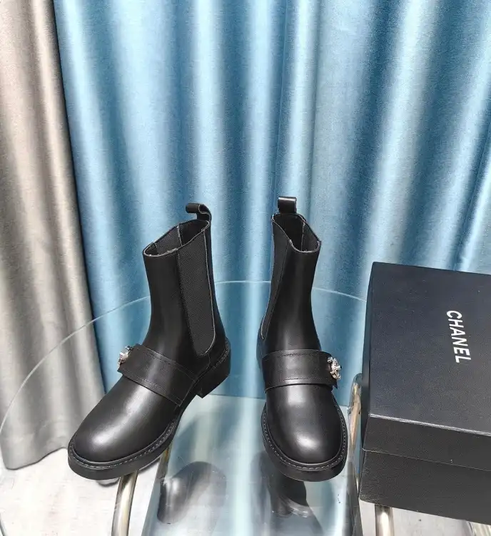 hype Chanel Boots