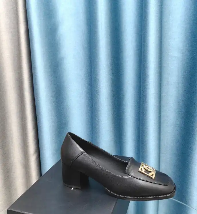 hype Chanel Flat Shoes