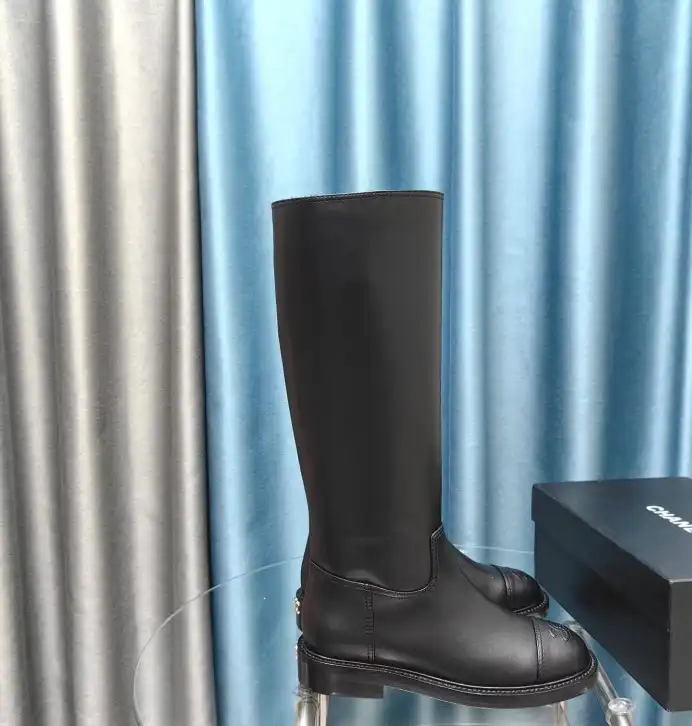 hype Chanel Boots