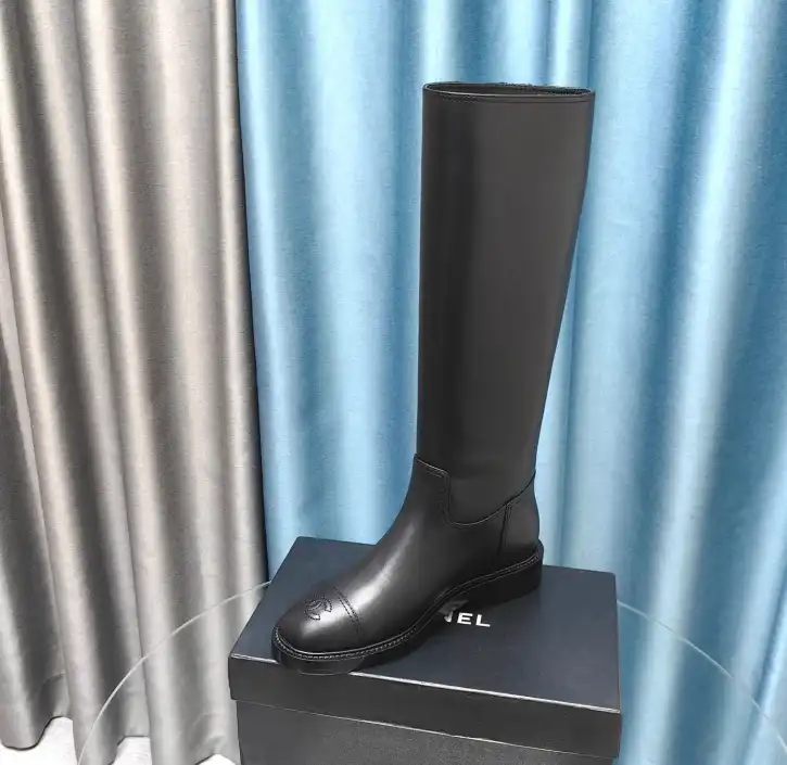 hype Chanel Boots