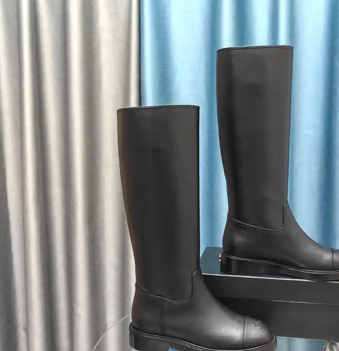 hype Chanel Boots