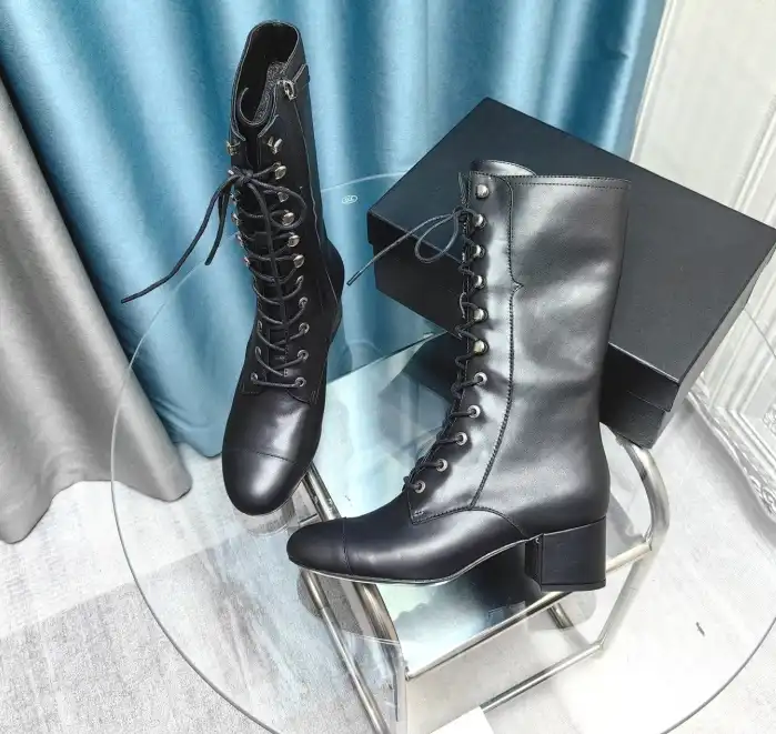 hype Chanel Boots