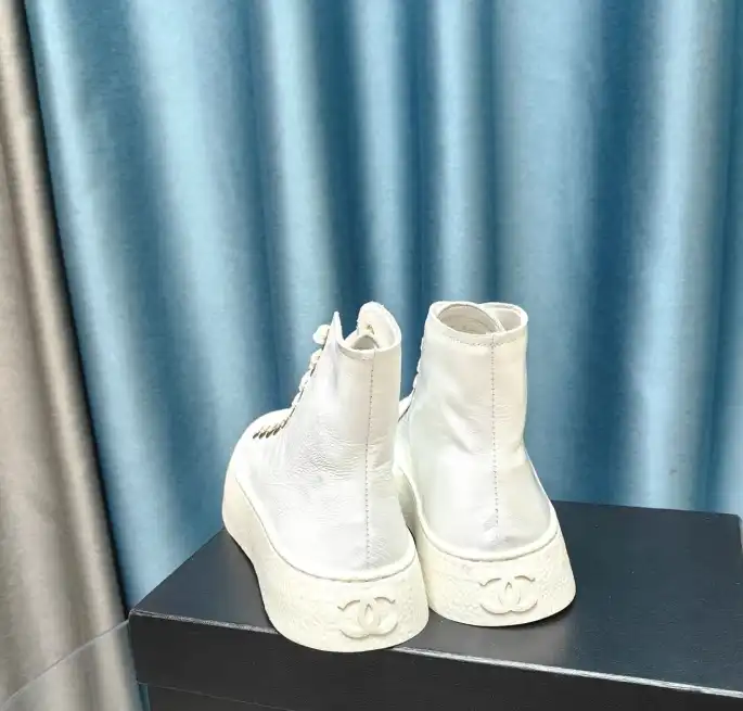 hype Chanel Boots