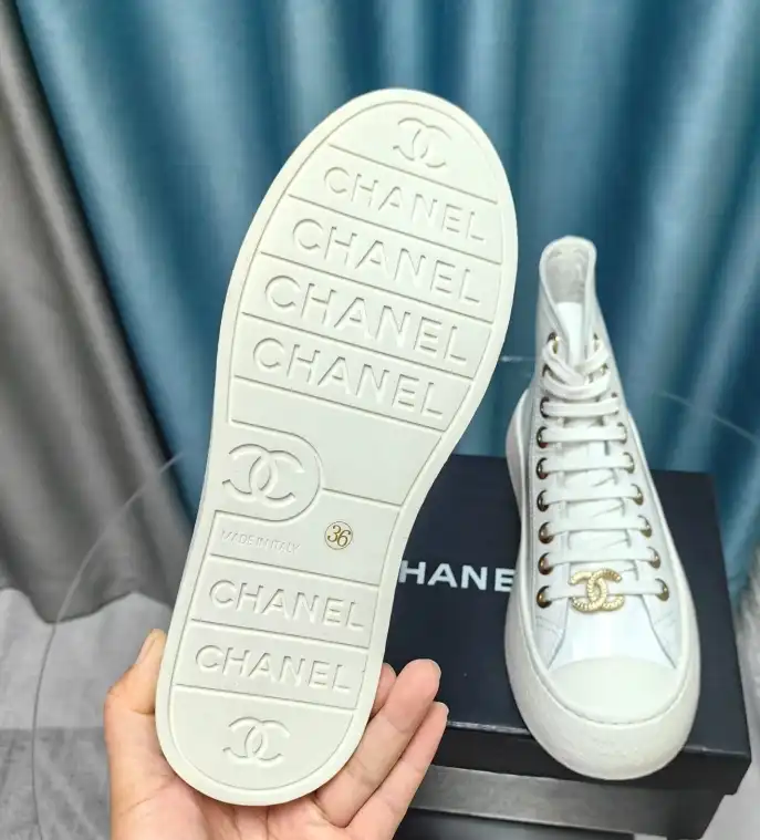 hype Chanel Boots