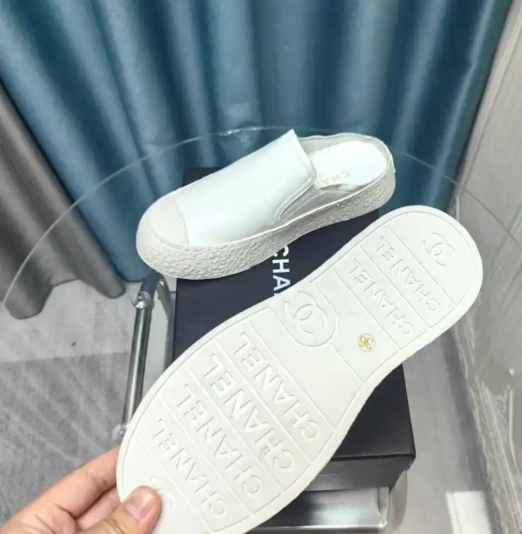 hype Chanel Slippers