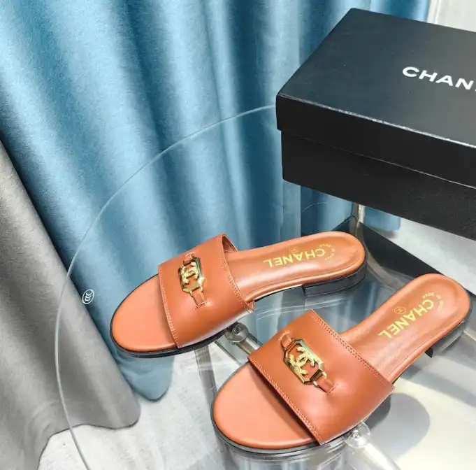 hype Chanel Slippers