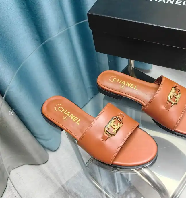 hype Chanel Slippers