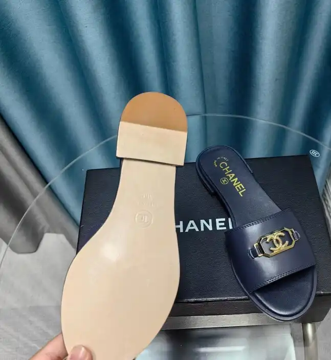 hype Chanel Slippers