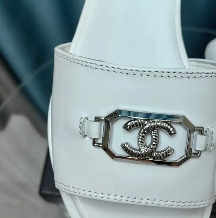 hype Chanel Slippers