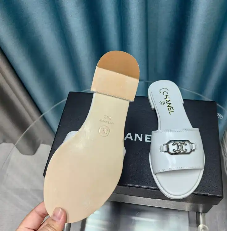 hype Chanel Slippers